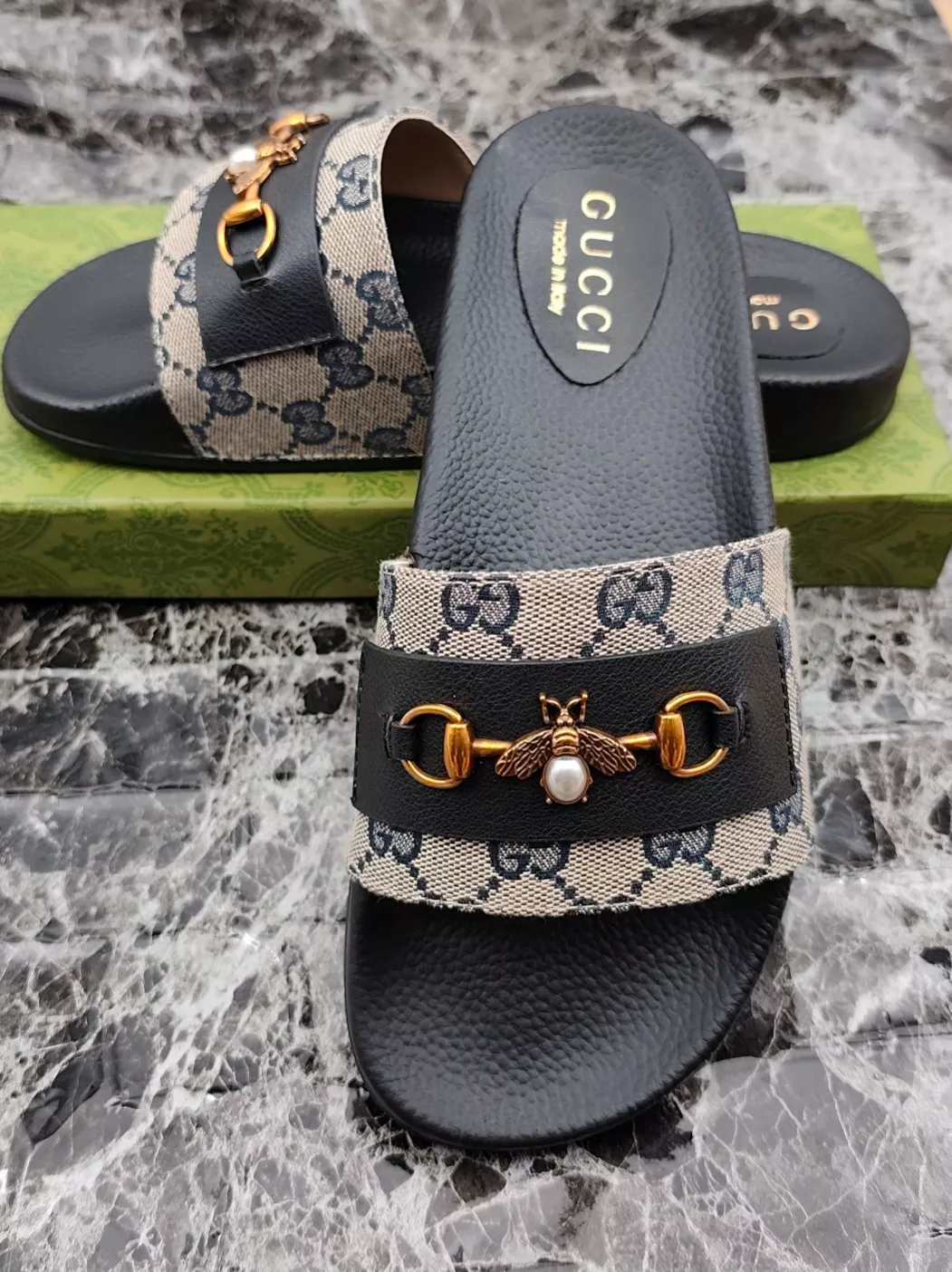 gucci chaussons pour femme s_12a2ab61